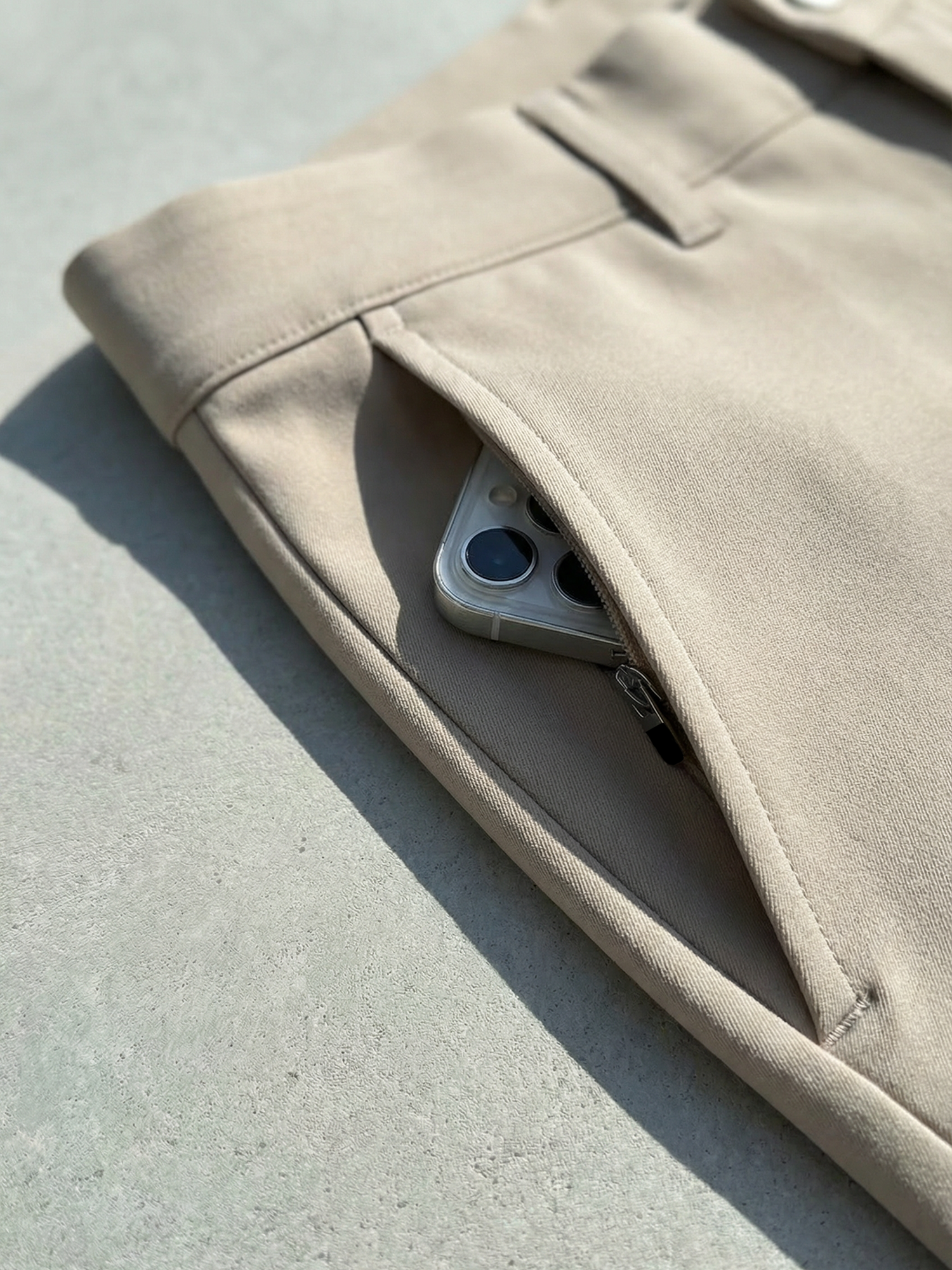 PERFORMANCE CHINOS Beige