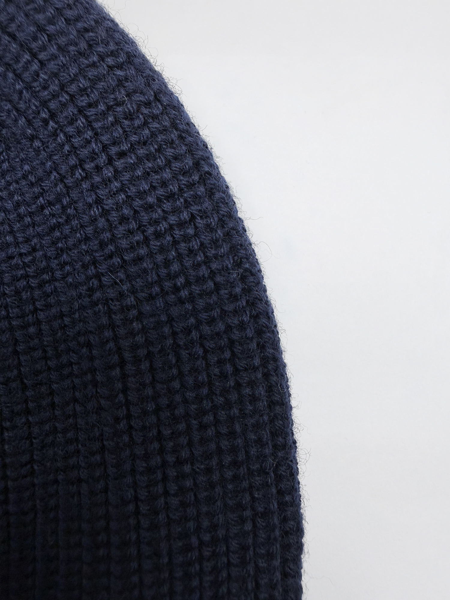SEAMLESS MERINO BEANIE Bleu Chic