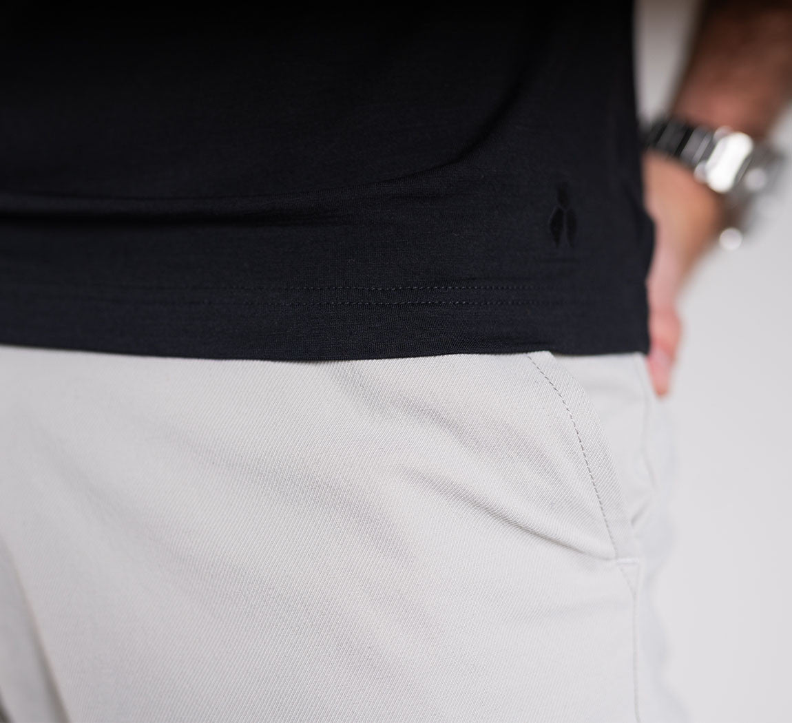 ACTION MERINO V-NECK TEE Noir