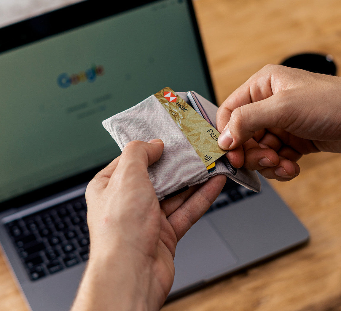 MINIMALIST WALLET Mastic