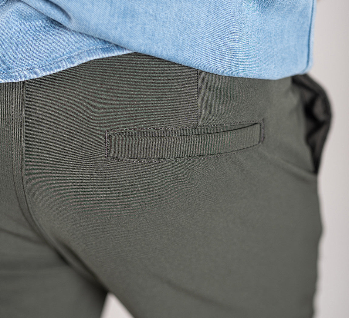 PERFORMANCE CHINOS Kaki