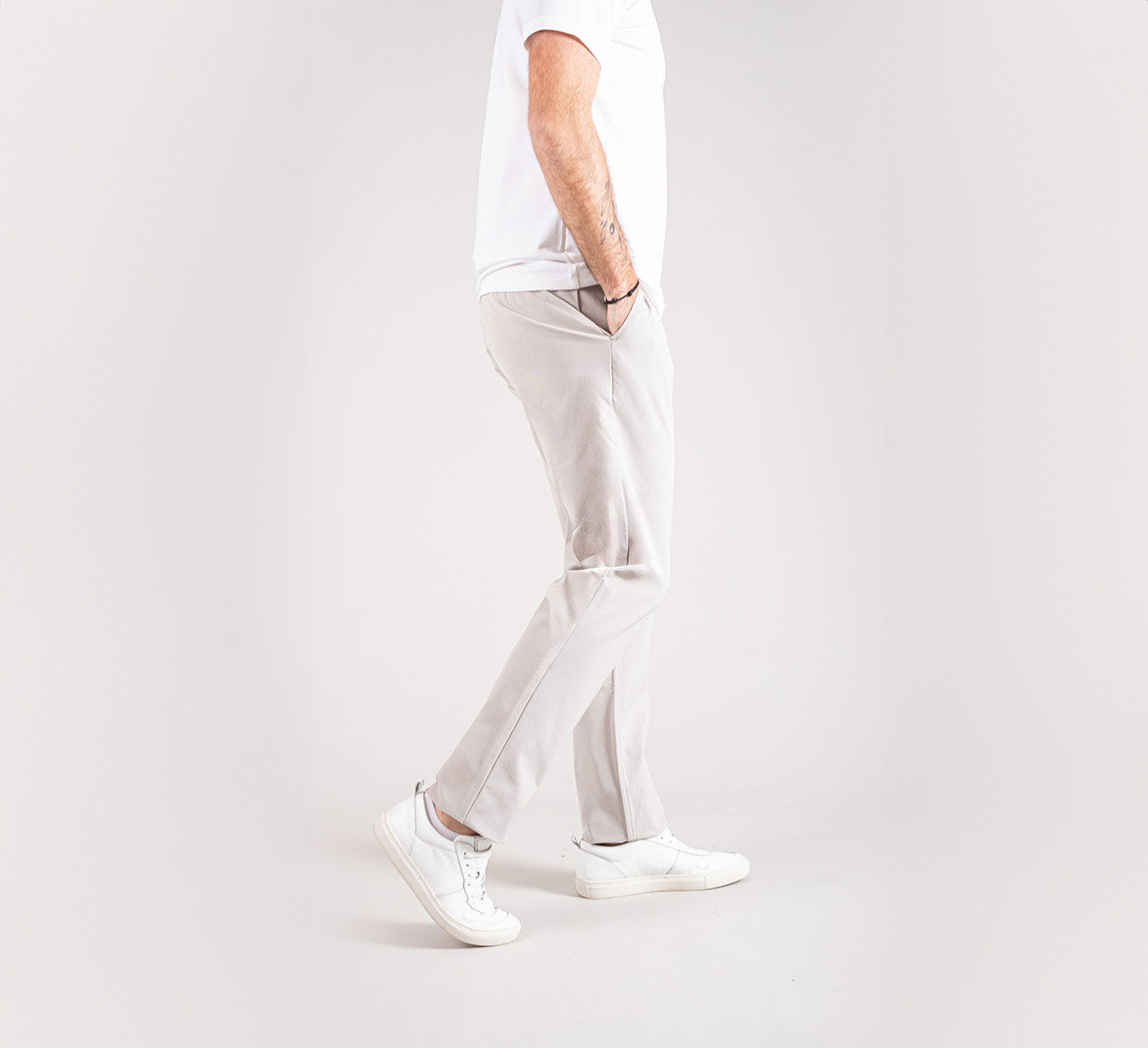 PERFORMANCE CHINOS Mastic