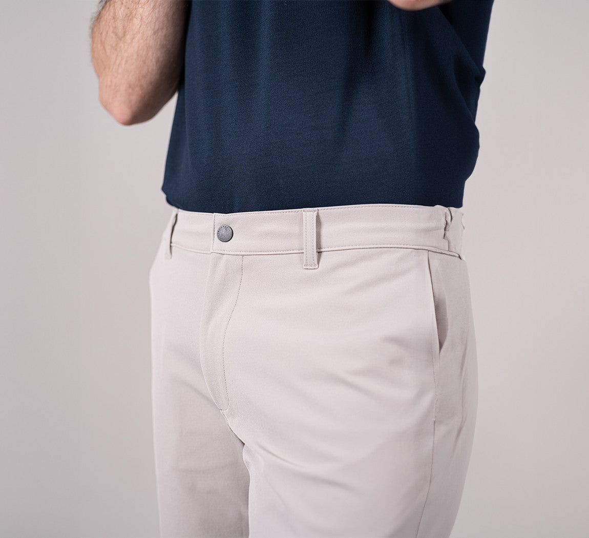 PERFORMANCE SHORTS Mastic