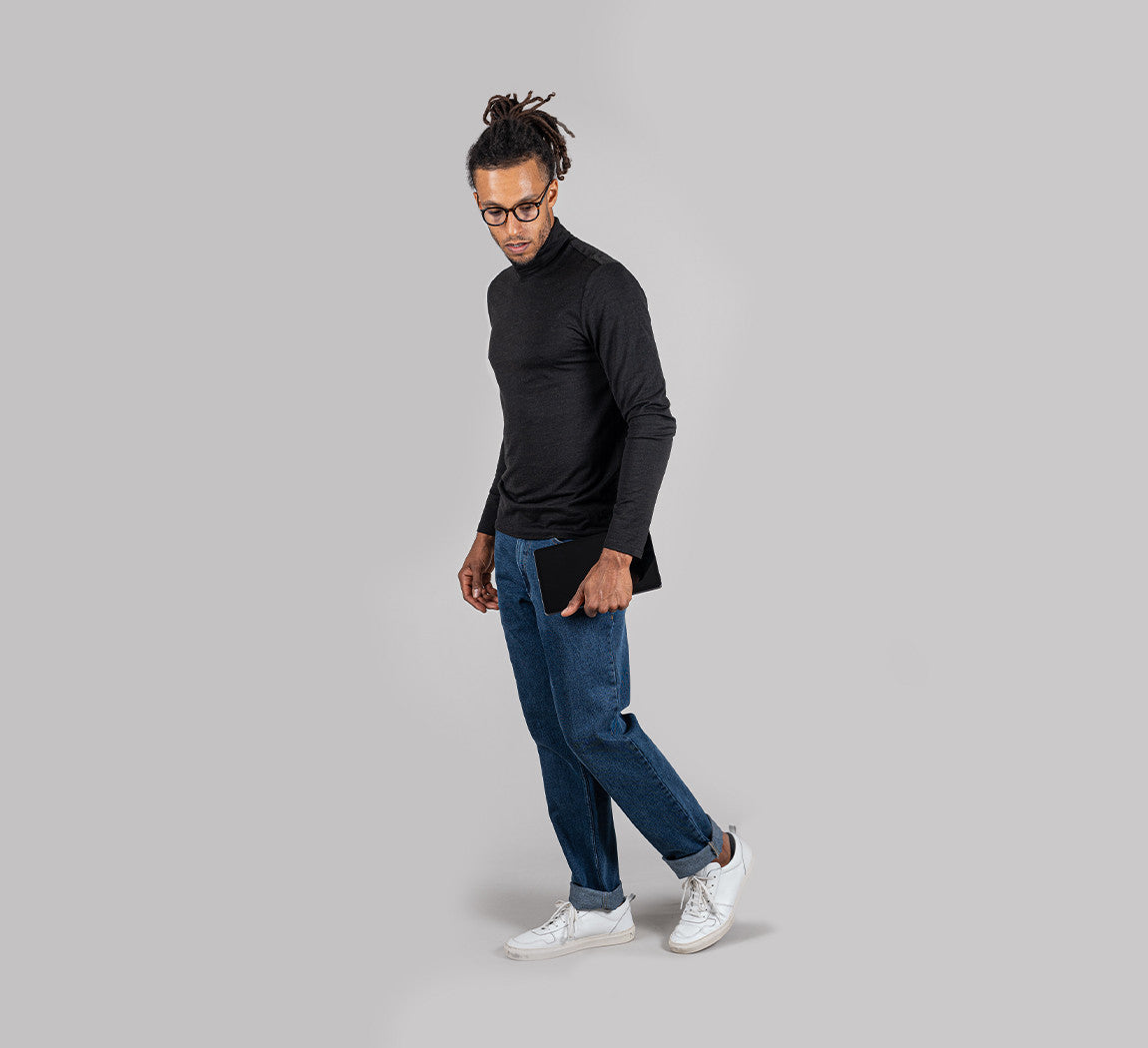 ULTIMATE MERINO TURTLENECK Noir