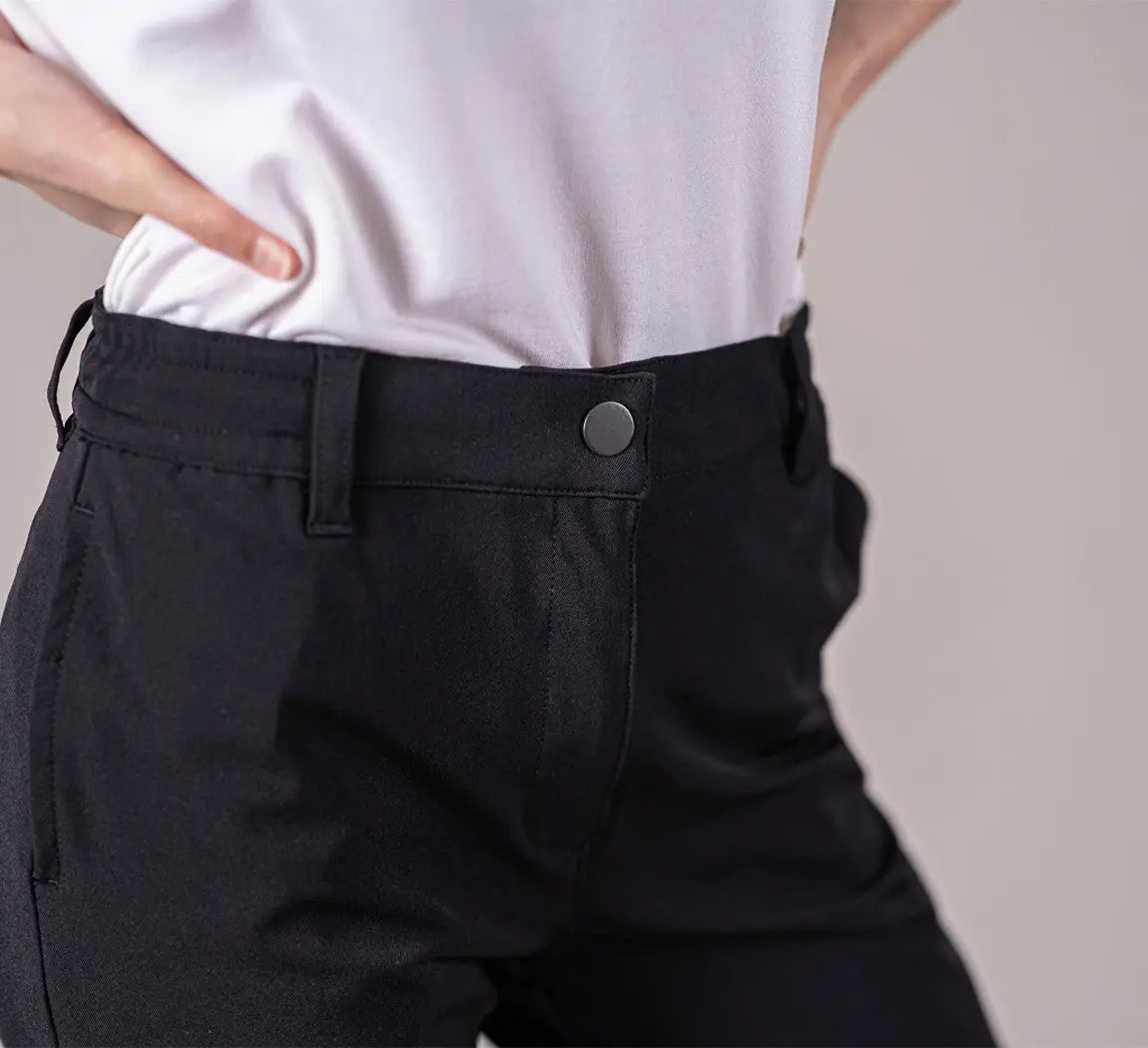 WOMAN PERFORMANCE CHINOS Noir