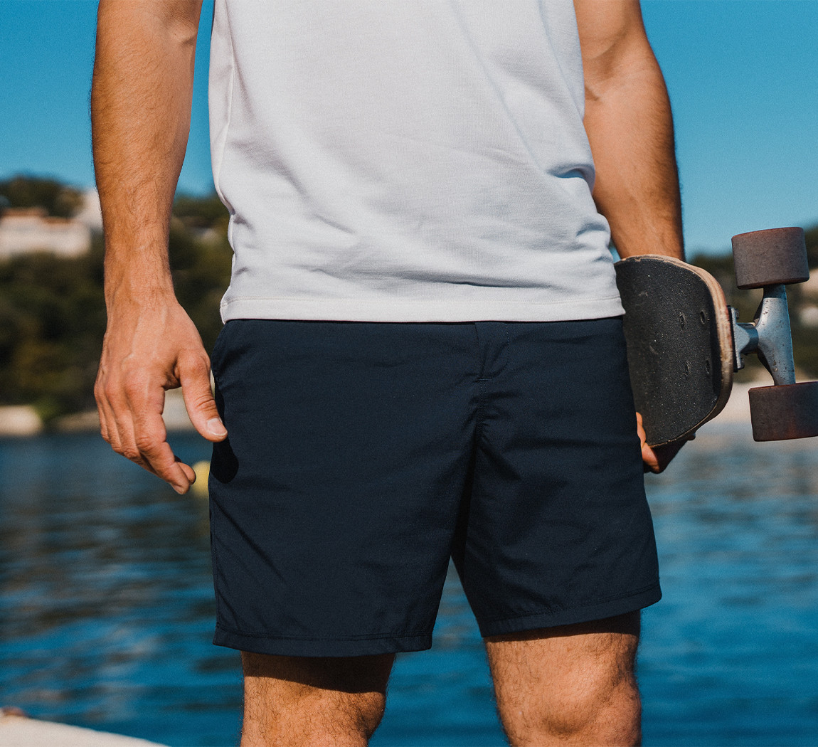 Lightweight and versatile shorts for men | SEAGALE