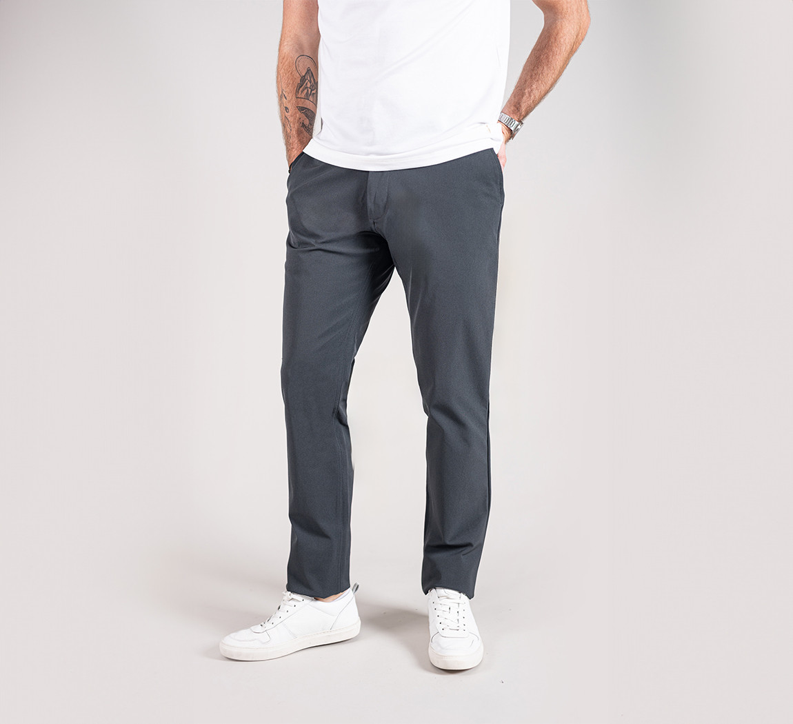 PERFORMANCE CHINOS