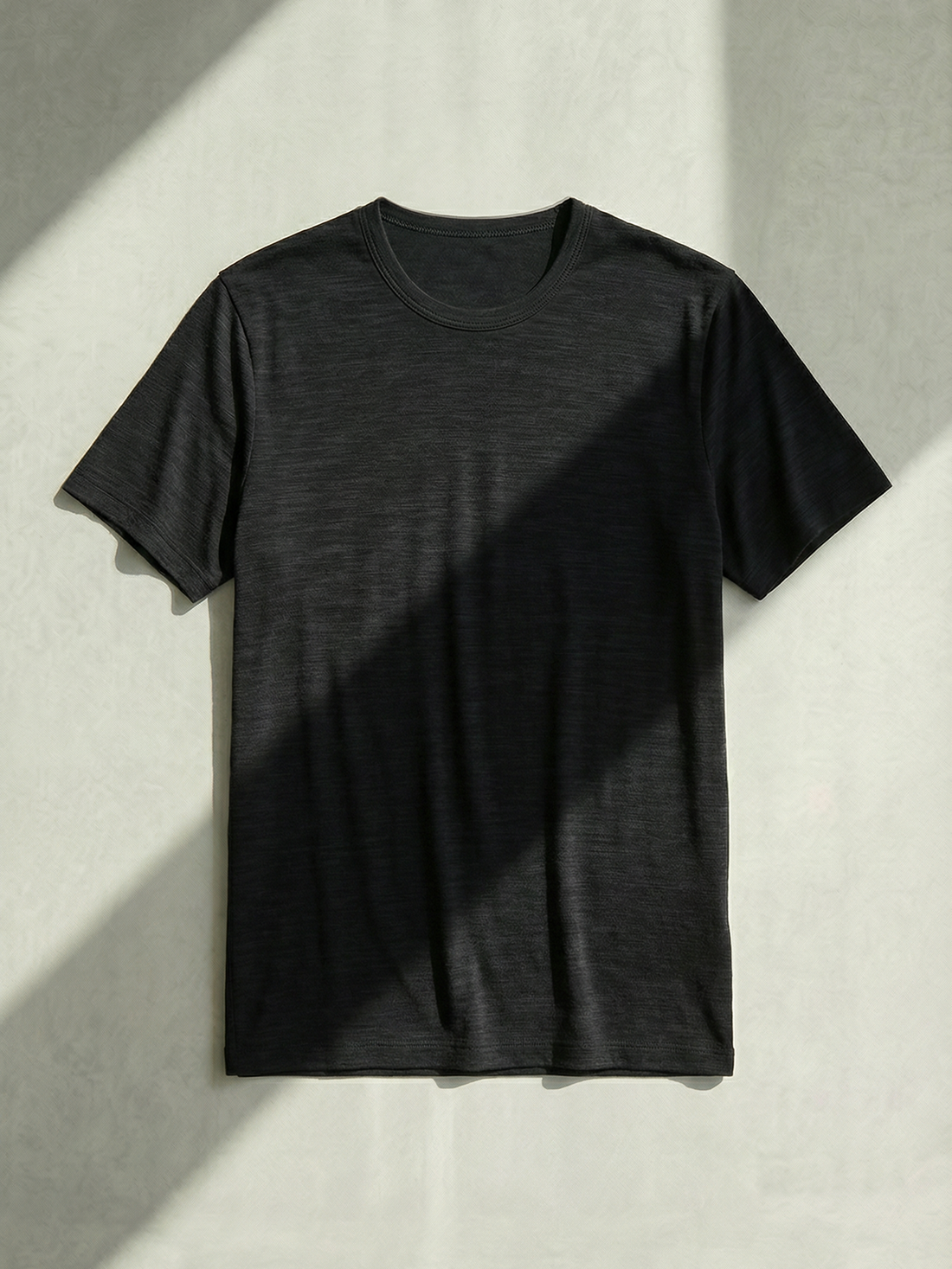 T-shirt à col rond en jersey Box - ABOUT:BLANK - NOIR - Bongénie T-shirt à col rond en jersey Box - ABOUT:BLANK - NOIR - Bongénie