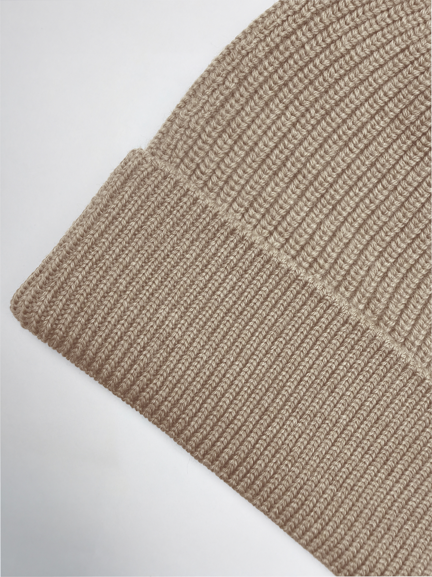 SEAMLESS MERINO BEANIE Sable 