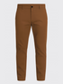 PERFORMANCE CHINOS Marron 