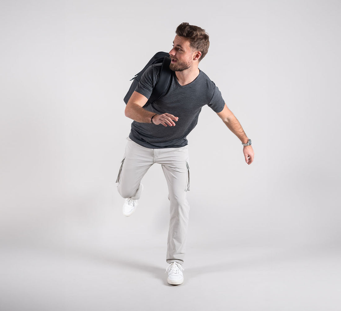 ACTION MERINO V-NECK TEE Gris Anthracite 