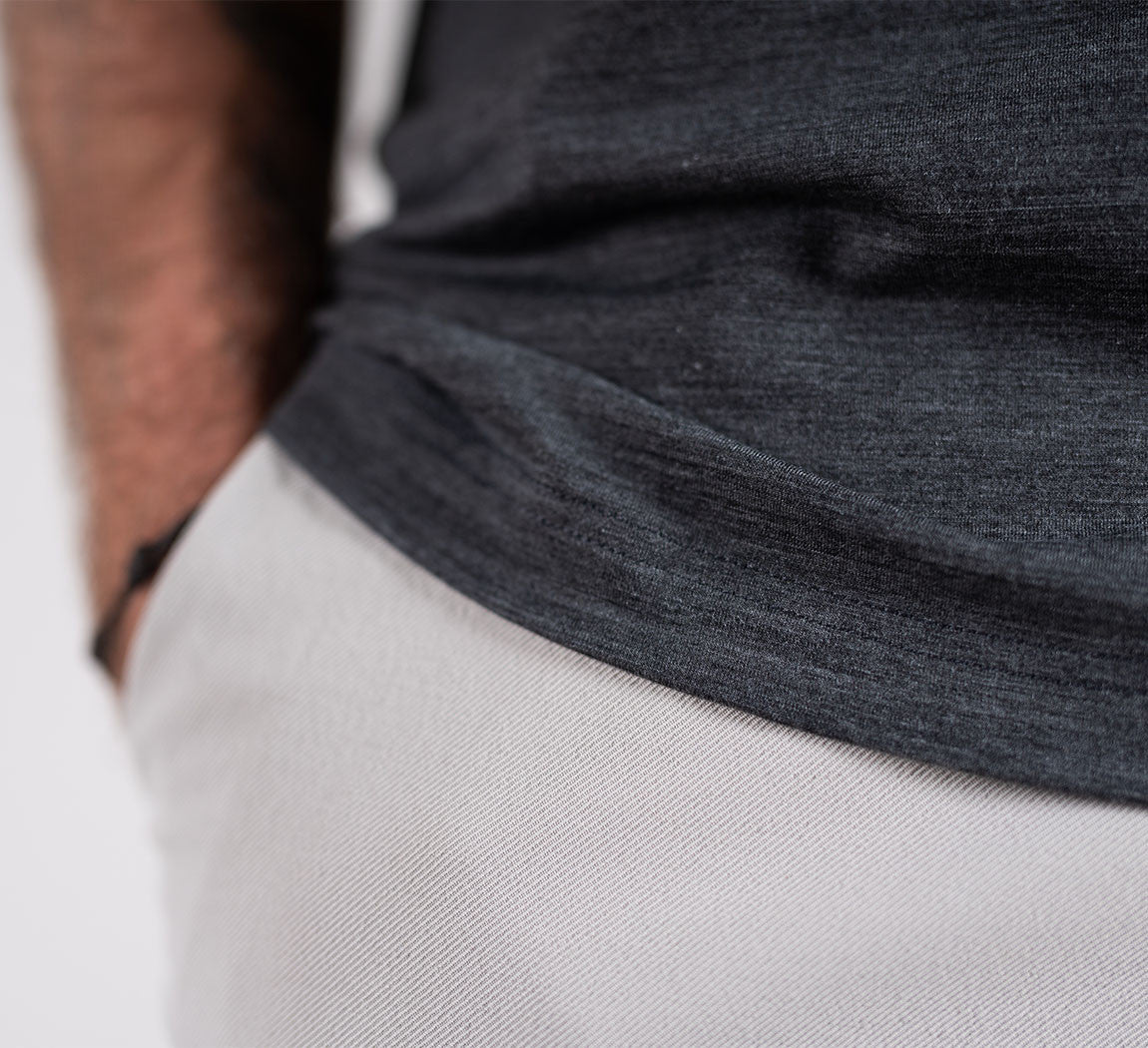 ACTION MERINO V-NECK TEE Gris Anthracite 