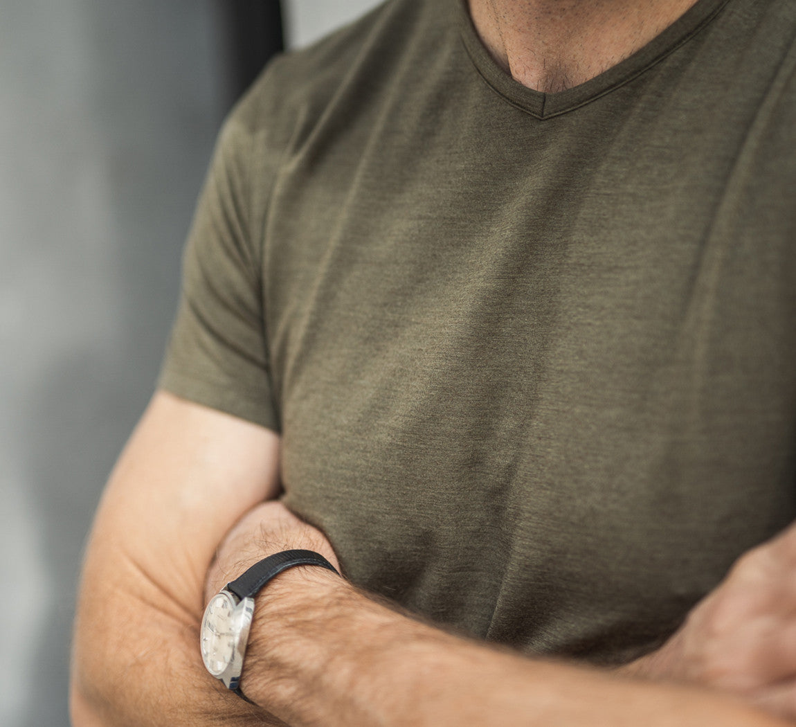 ACTION MERINO V-NECK TEE Kaki 