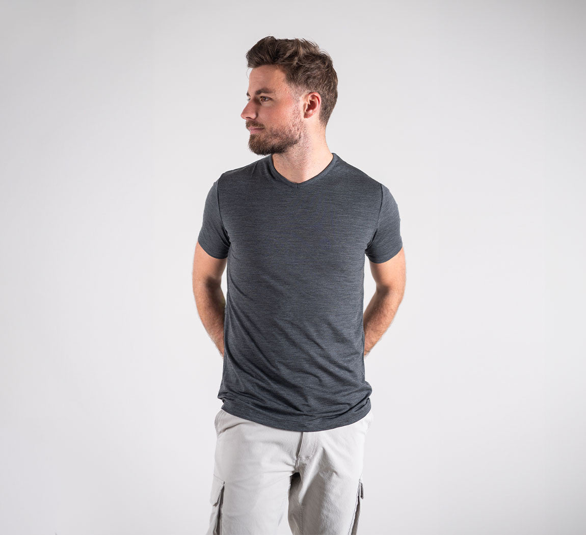 ACTION MERINO V-NECK TEE Gris Anthracite 