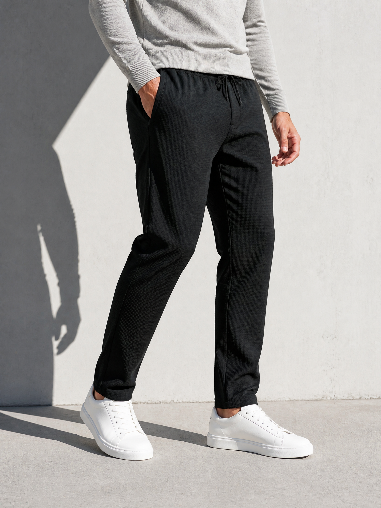 MOVEMENT PANTS Noir gaufré 