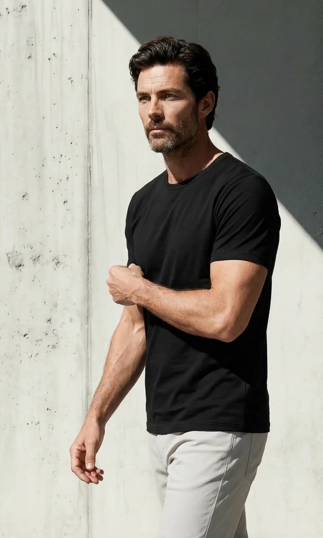 PURE MERINO T-SHIRT Noir #en:color_black,fr:couleur_noir