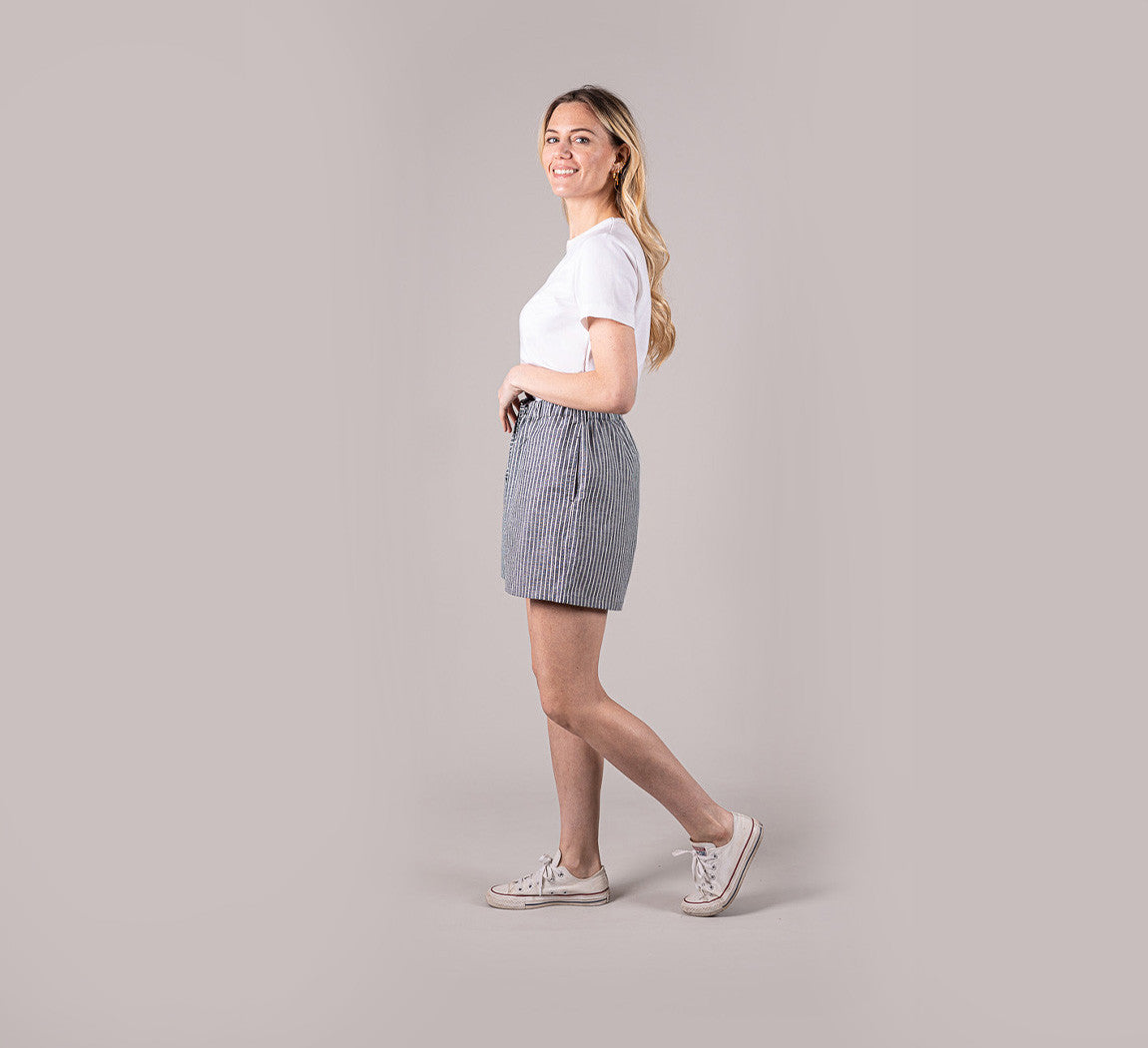 WOMAN HEMP SHORTS Dark Stripes 