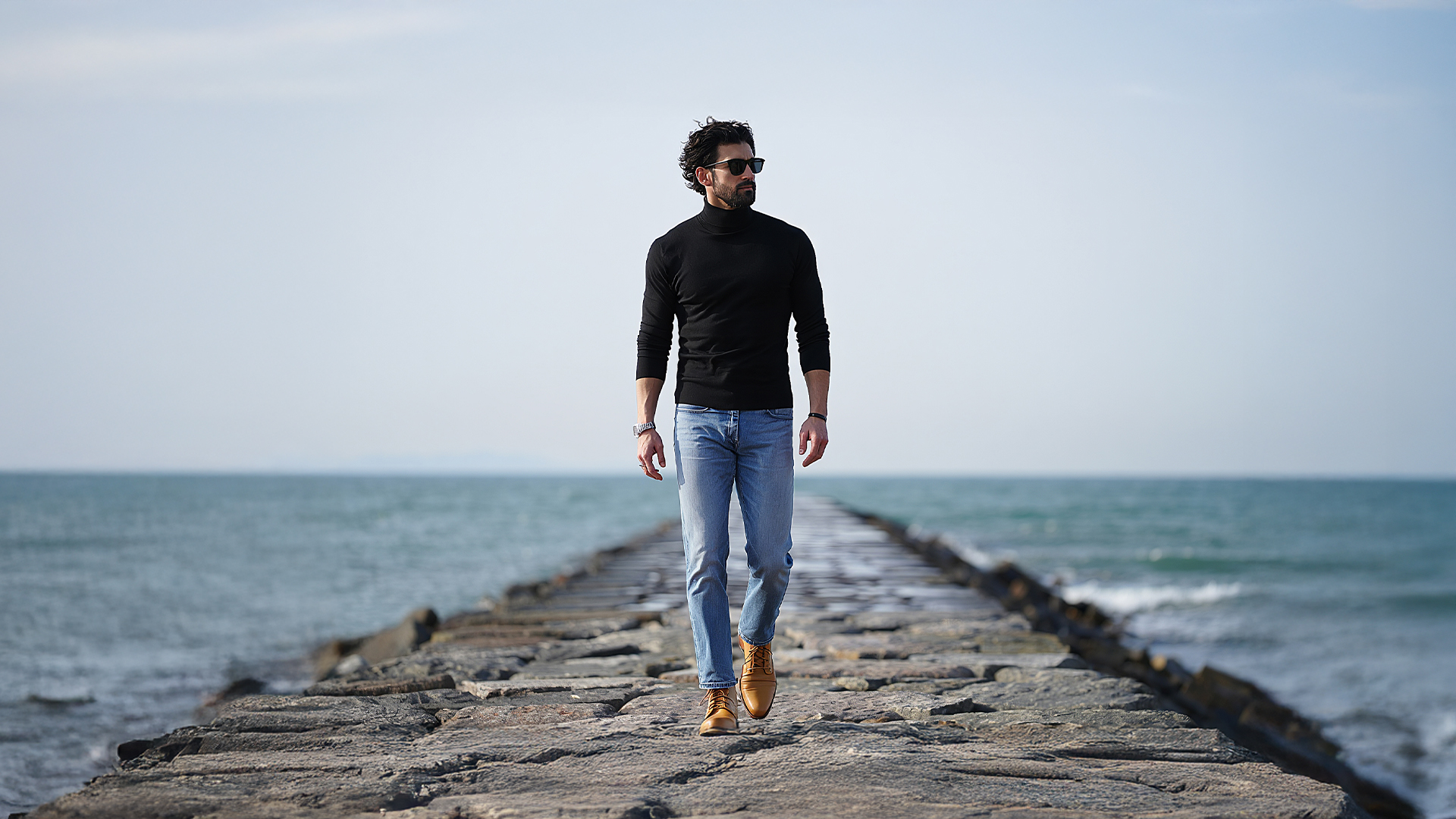 ULTRA MERINO TURTLENECK