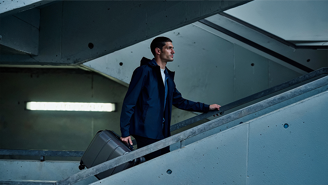 FREEDOM WINDBREAKER