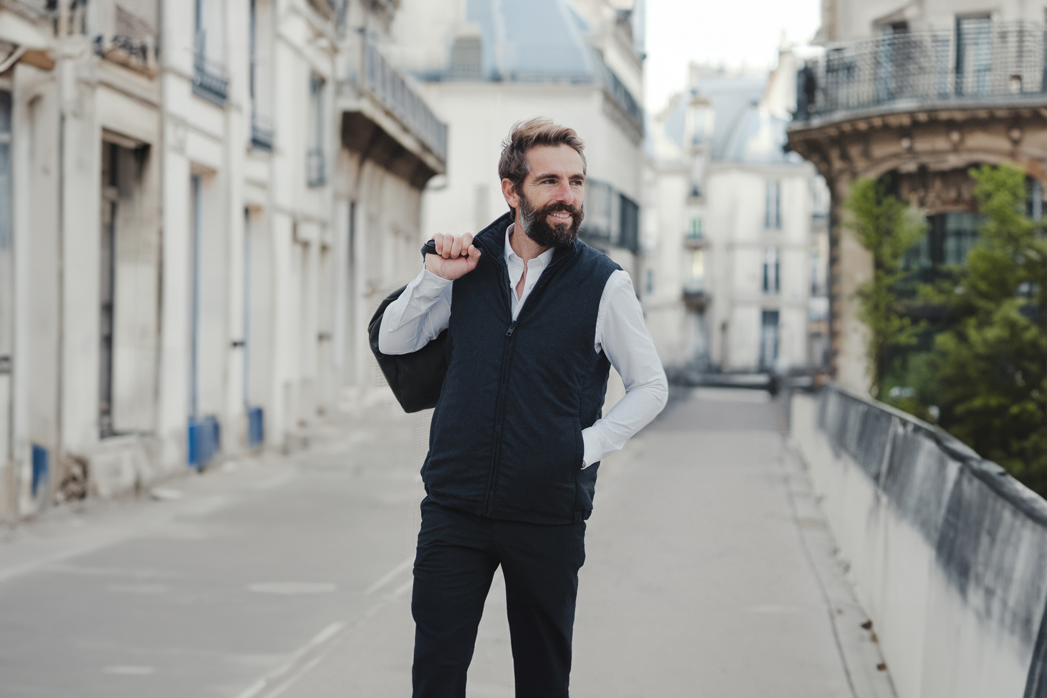 REVERSIBLE MERINO VEST