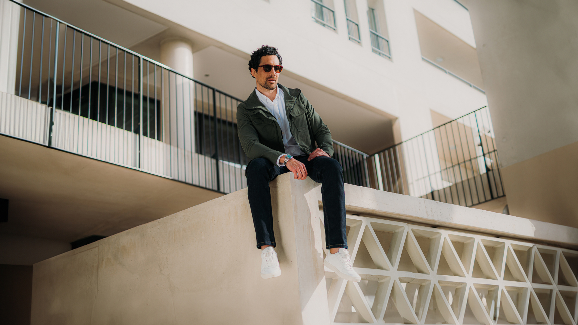 ADVENTURE JACKET