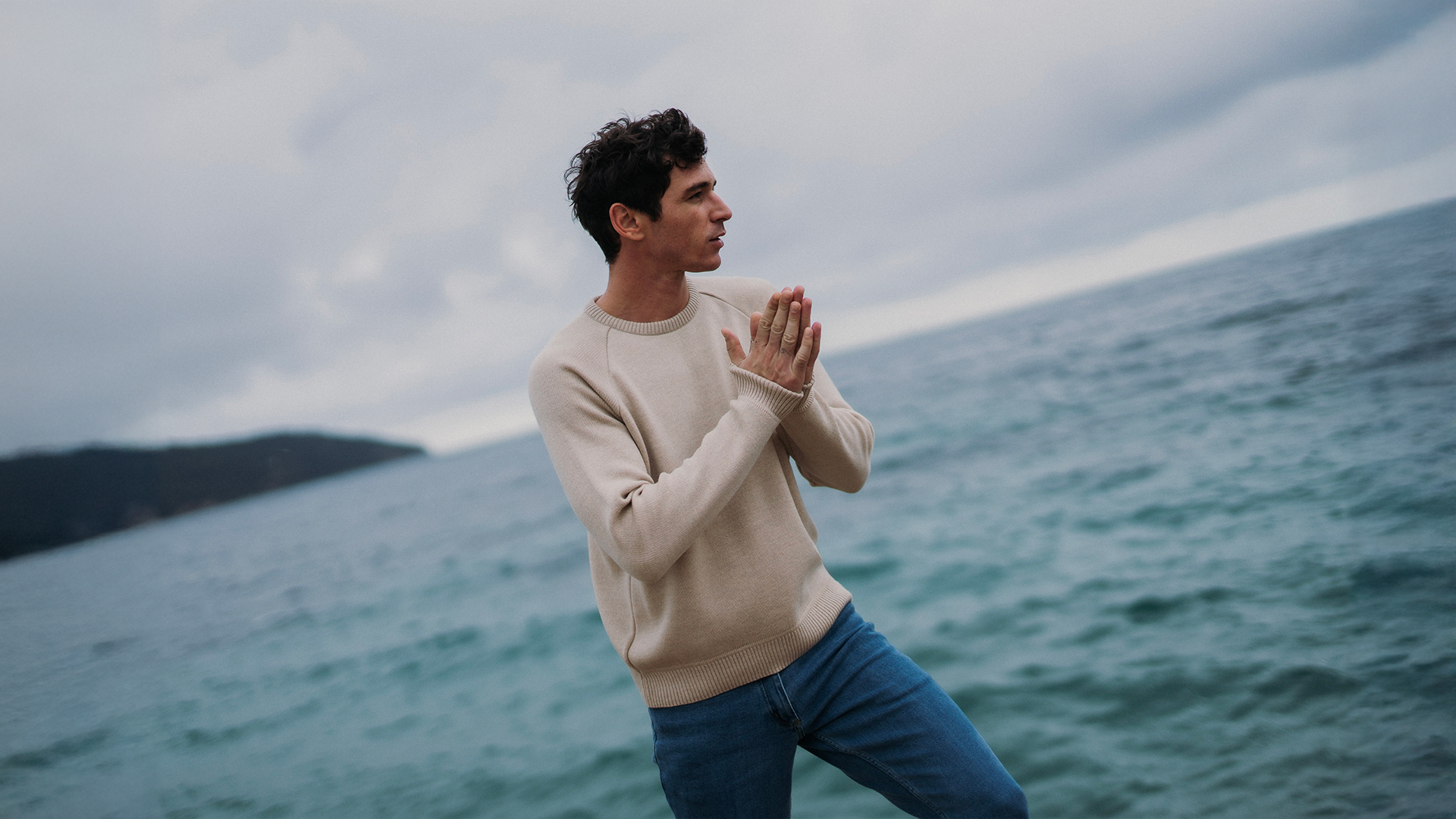 MERINO RAGLAN PULLOVER