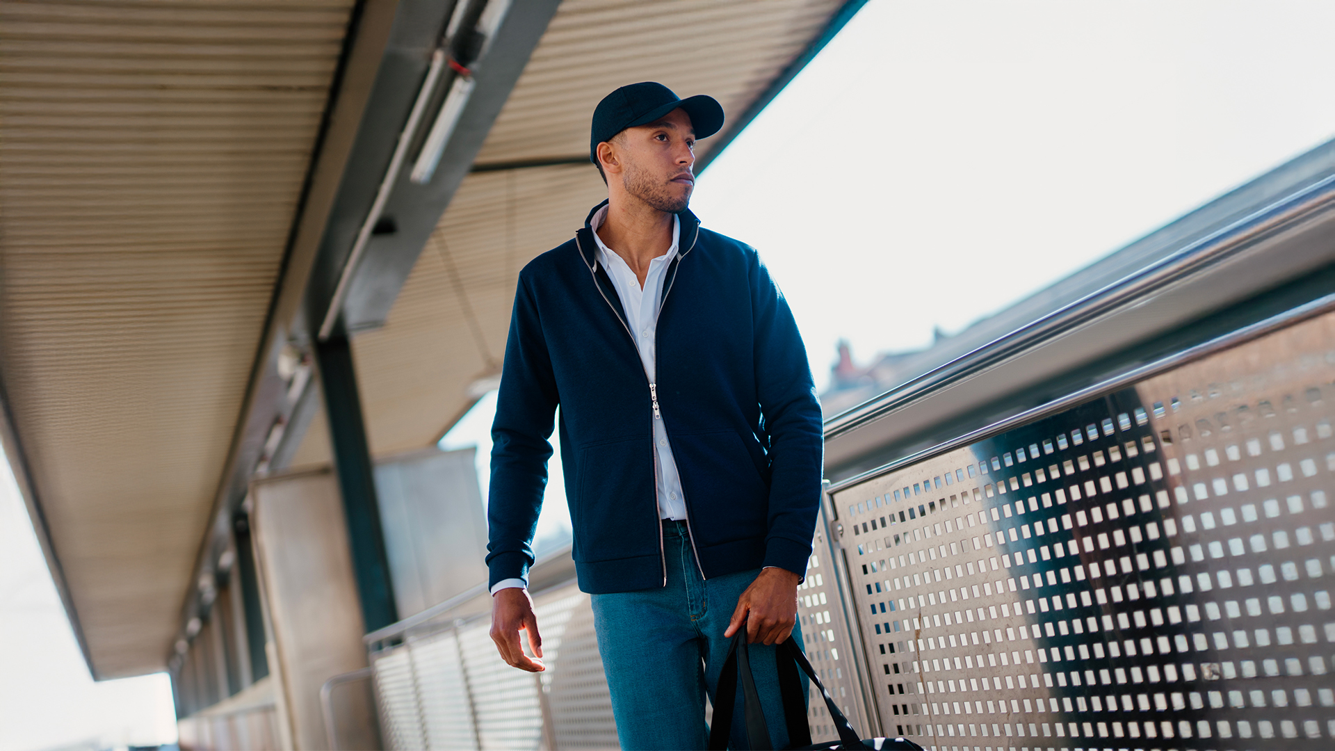 ESSENTIAL MERINO JACKET